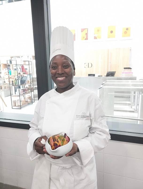 Mama Aminata diplômée de l'école de cuisine Ducasse ! update