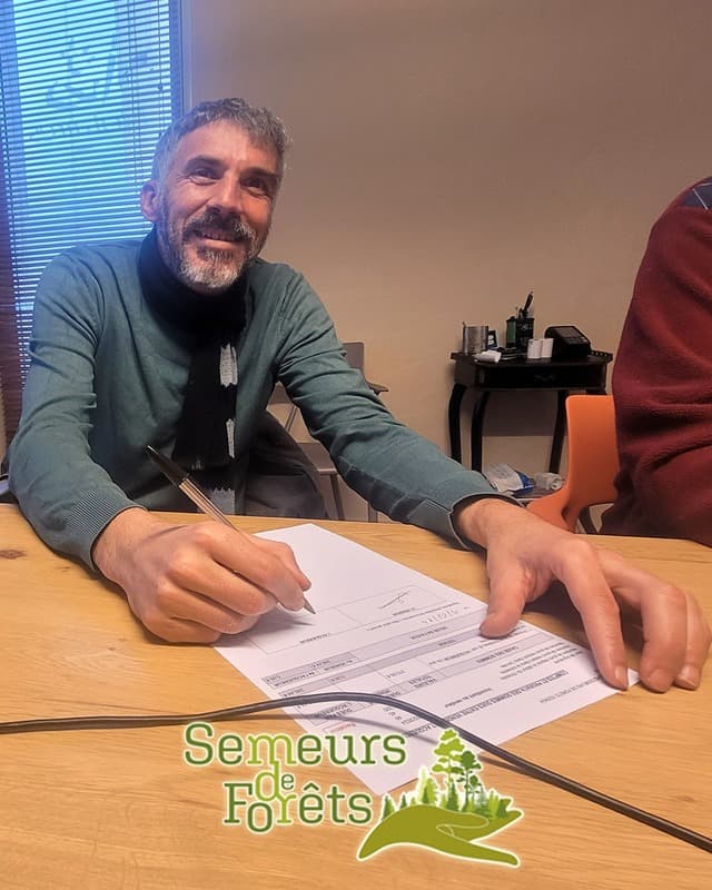 Semeurs de Forêts buys a 6th plot of land in Maine-et-Loire for renaturalization. update