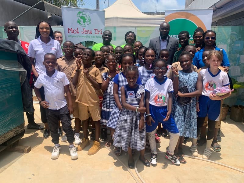Journée d’immersion des élèves au recyclage et à l’économie circulaire à Grand-Bassam  update