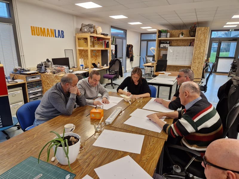 Lire des dessins en braille grâce la BrailleRap : embosseuse braille opensource update
